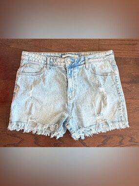 Celebrity Pink Distressed Denim Shorts Size 15/32 High Rise Raw Hem Light Wash